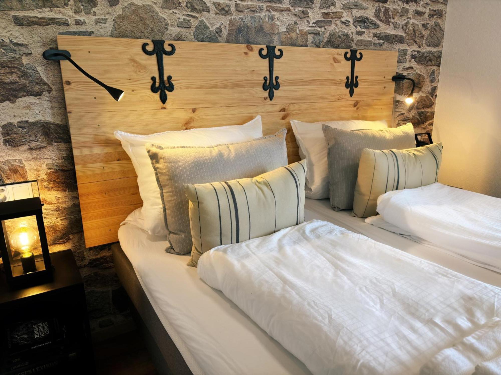 Stilvolles Ferienapartment Am Thermalbad Mit Blick In Die Natur 巴德索高 外观 照片